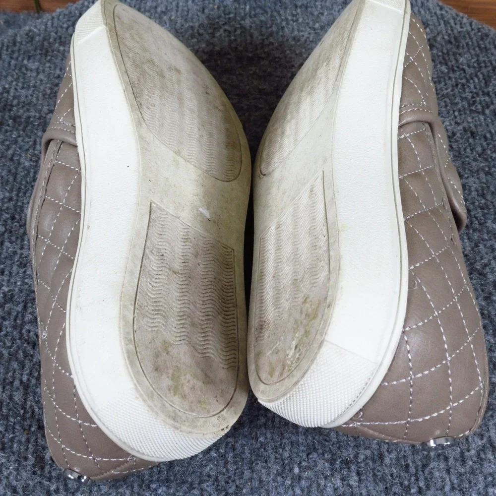 Steve Madden Ecentrcq Women Slip On Sneaker 6.5 Daily Wear Taupe Quilted PU